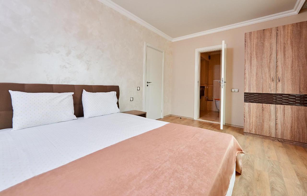 Aparthotel Boutique Rose Gardens Pomorie Exterior foto