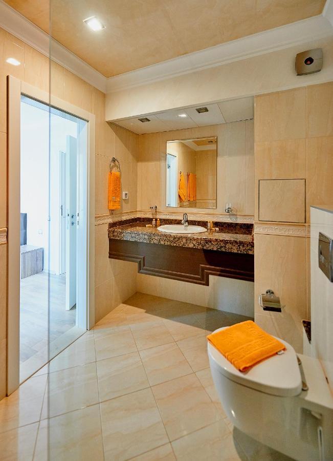 Aparthotel Boutique Rose Gardens Pomorie Exterior foto